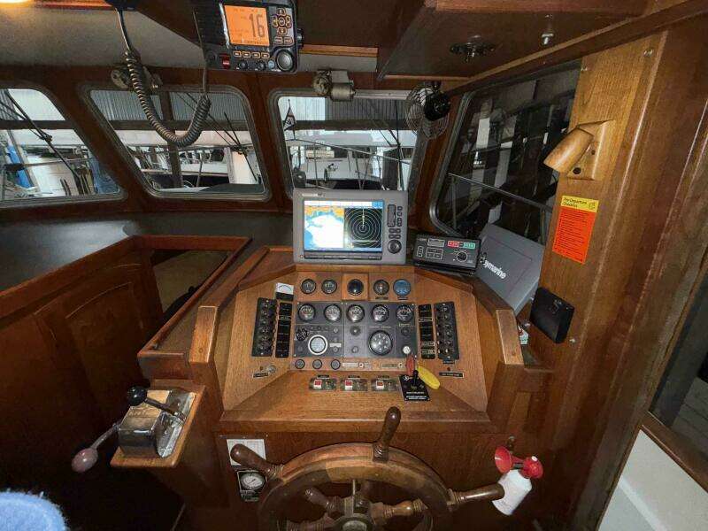 41ft Gulf Commander Yacht For Sale