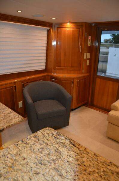 2001 55 Hatteras Convertible STEEL DREAMIN