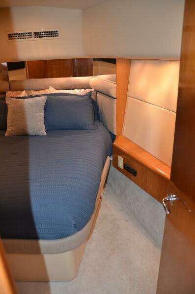 2001 55 Hatteras Convertible STEEL DREAMIN