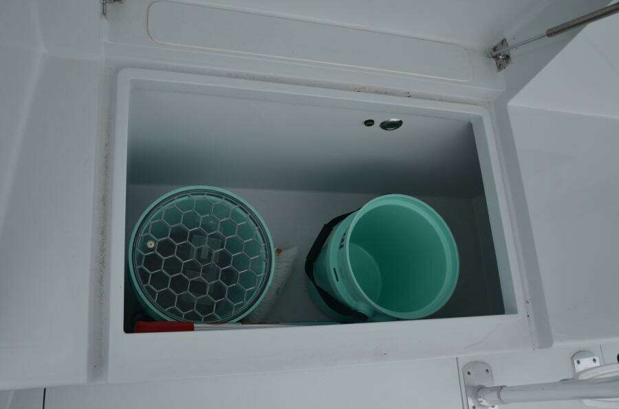 2001 55 Hatteras Convertible STEEL DREAMIN