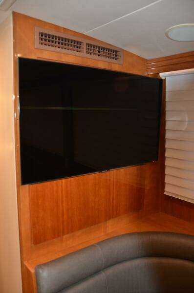 2001 55 Hatteras Convertible STEEL DREAMIN