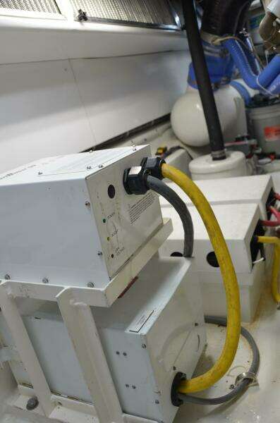 2001 55 Hatteras Convertible STEEL DREAMIN