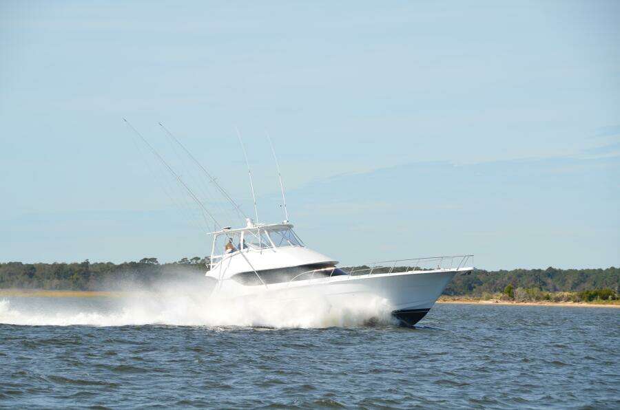 2001 55 Hatteras Convertible STEEL DREAMIN