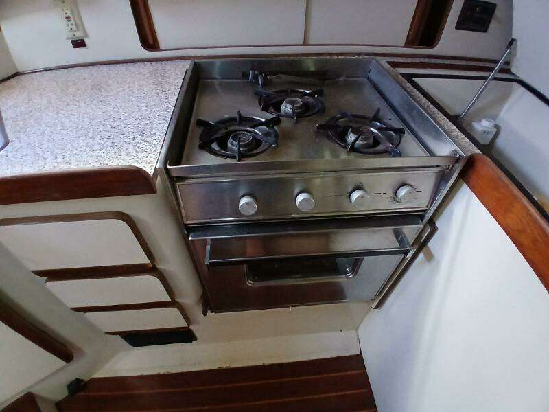 Star Gazer 43ft Irwin Yacht For Sale