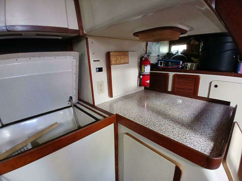 Star Gazer 43ft Irwin Yacht For Sale