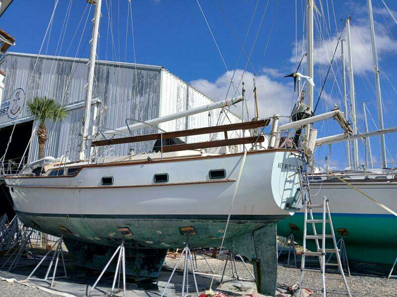 Star Gazer 43ft Irwin Yacht For Sale