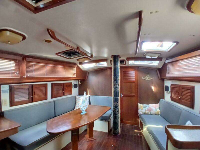 Star Gazer 43ft Irwin Yacht For Sale