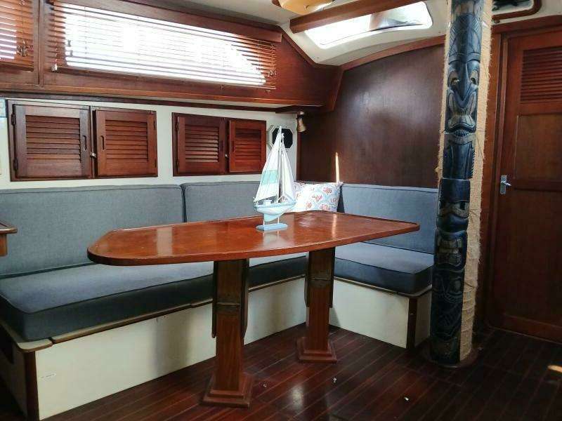 Star Gazer 43ft Irwin Yacht For Sale