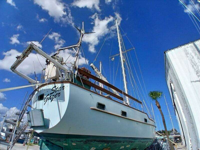 Star Gazer 43ft Irwin Yacht For Sale