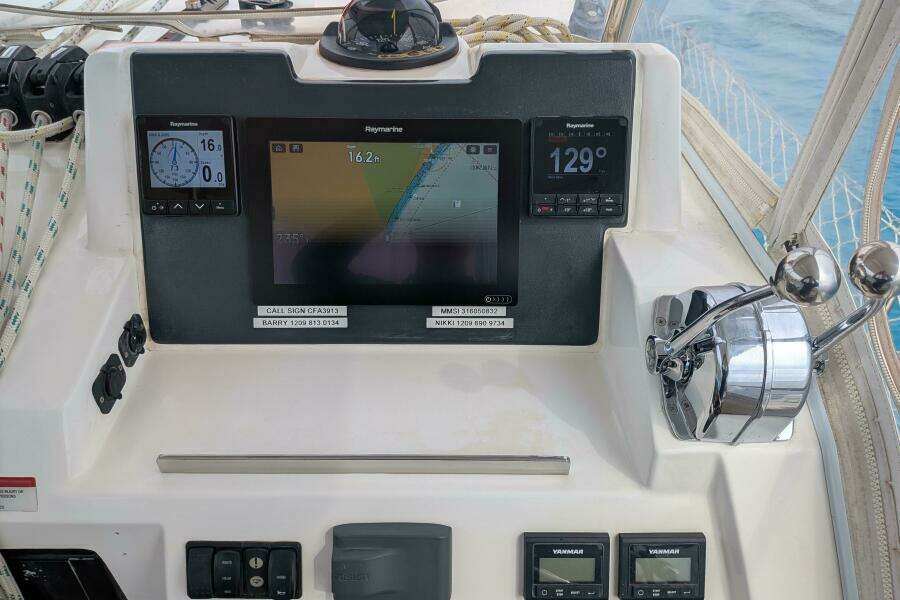 Momentum 42ft Leopard Yacht For Sale Momentum 42ft Leopard Yacht For Sale