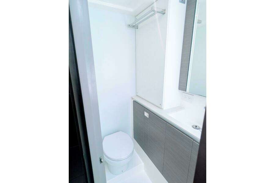 Momentum 42ft Leopard Yacht For Sale Momentum 42ft Leopard Yacht For Sale