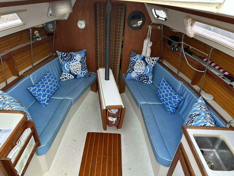 28ft Catalina Yacht For Sale