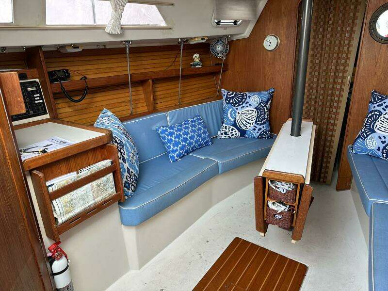 28ft Catalina Yacht For Sale