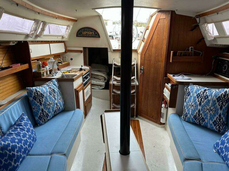 28ft Catalina Yacht For Sale