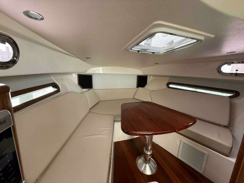 32ft Pursuit Yacht For Sale 32ft Pursuit Yacht For Sale