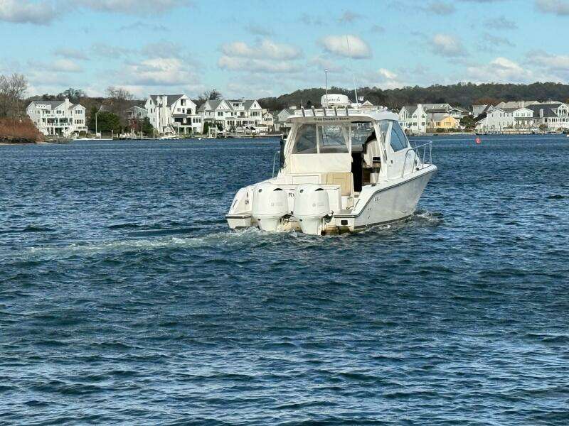 32ft Pursuit Yacht For Sale 32ft Pursuit Yacht For Sale