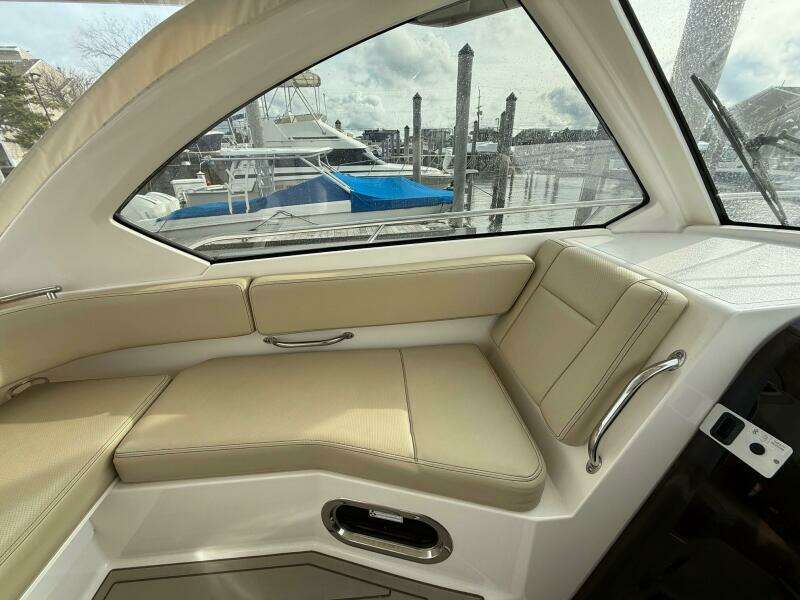 32ft Pursuit Yacht For Sale 32ft Pursuit Yacht For Sale