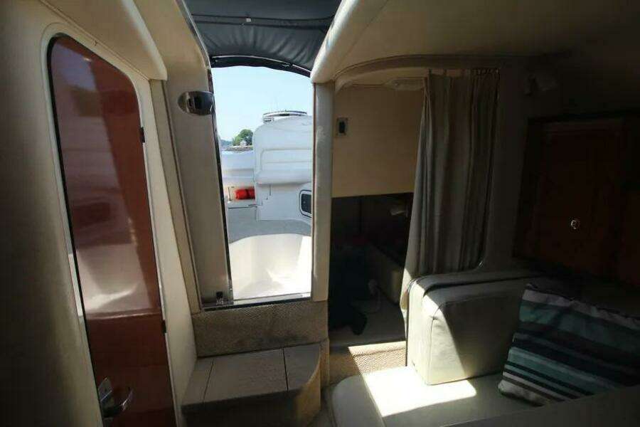 28ft Sea Ray Yacht For Sale