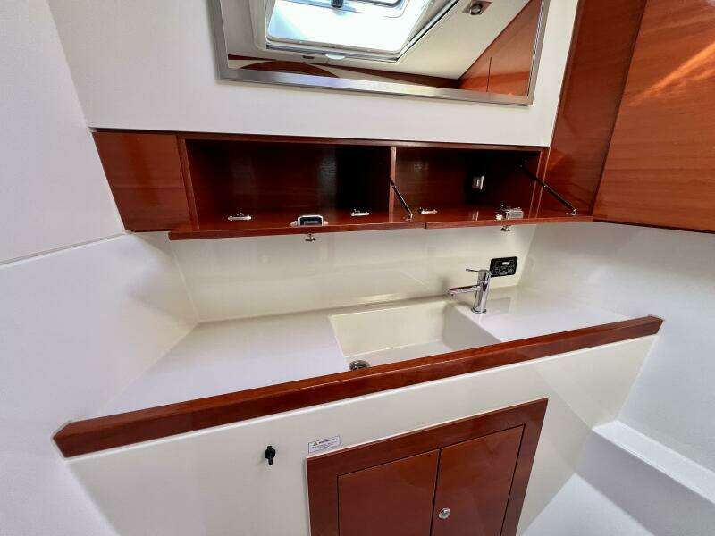 The Jonathan Shepard 46ft Hanse Yacht For Sale The Jonathan Shepard 46ft Hanse Yacht For Sale