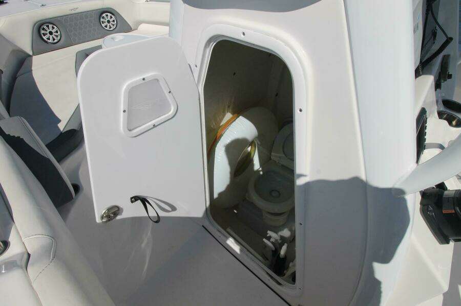 25ft Tidewater Yacht For Sale