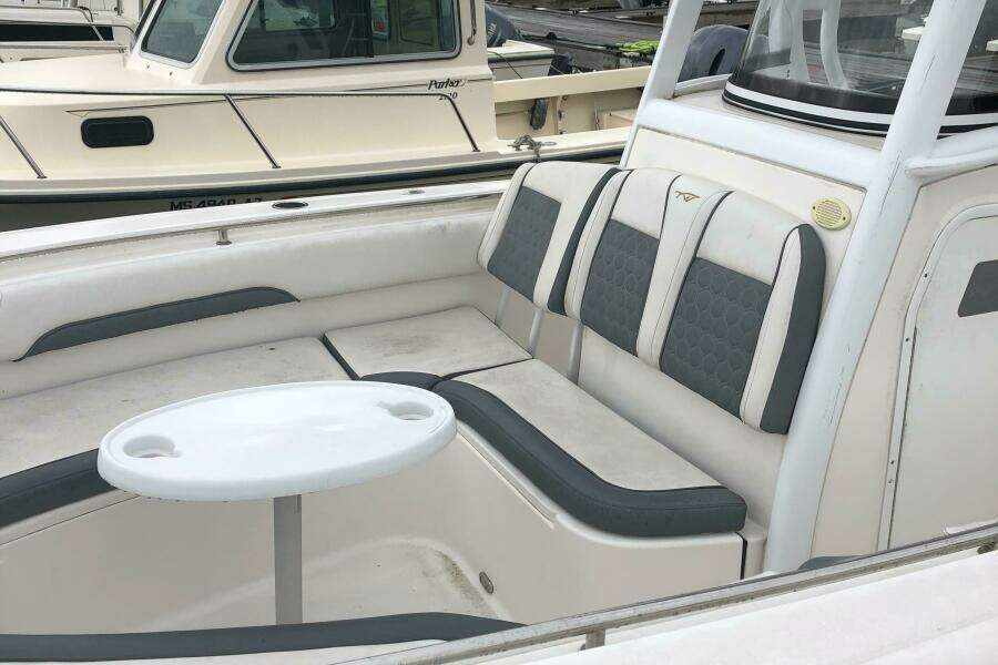 25ft Tidewater Yacht For Sale