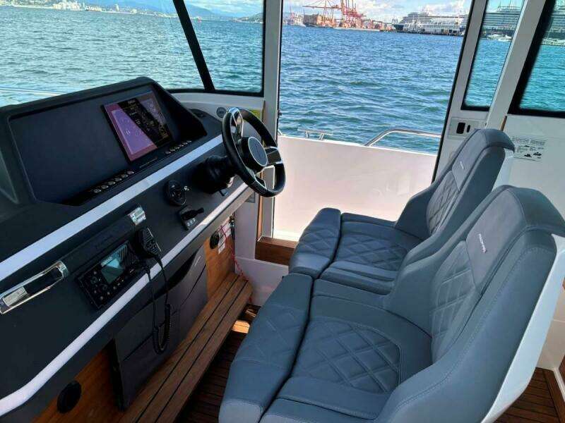 28ft Axopar Yacht For Sale