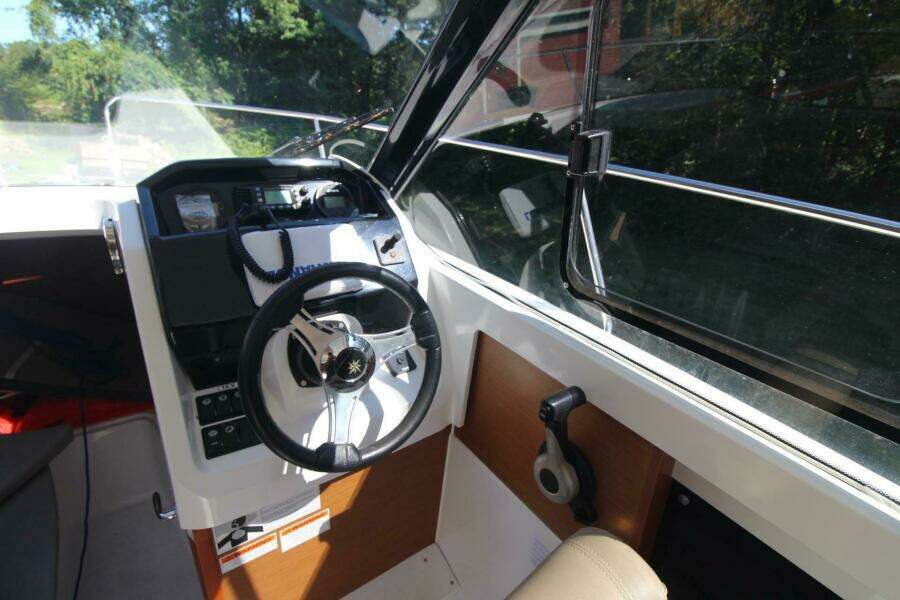 21ft Jeanneau Yacht For Sale