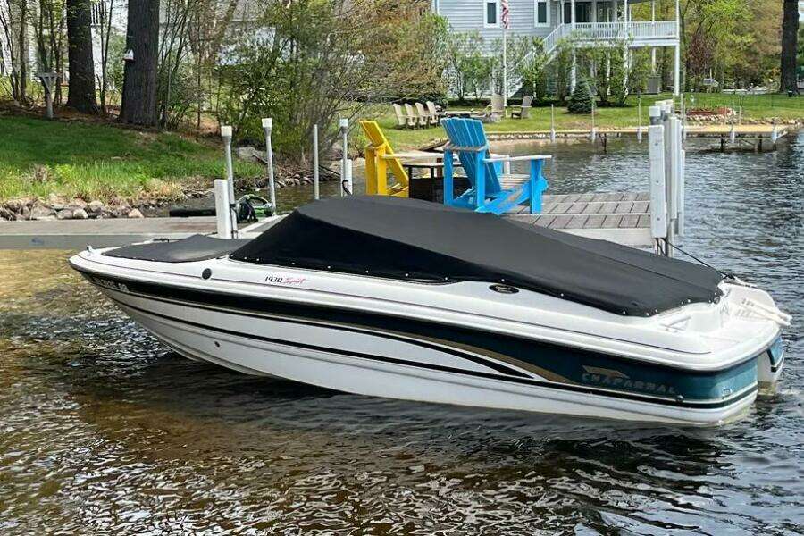 19ft Chaparral Yacht For Sale