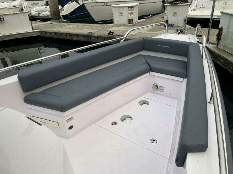 28ft Axopar Yacht For Sale