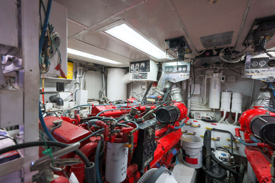 104ft Broward Yacht For Sale