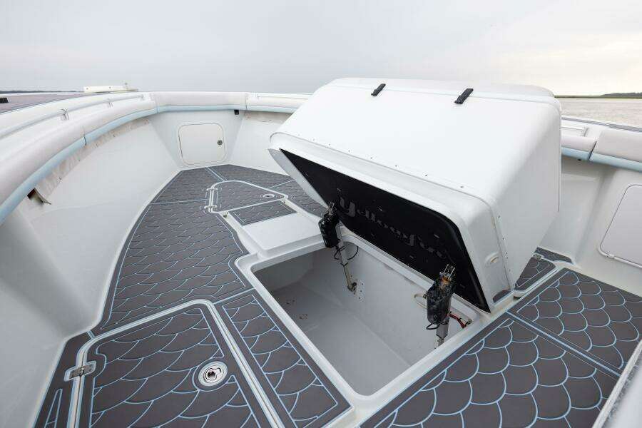 39ft Yellowfin Yacht For Sale