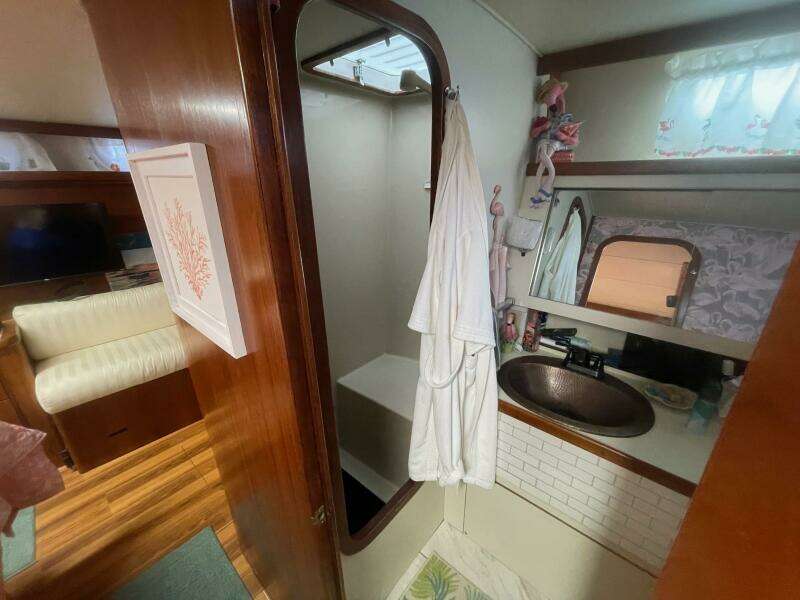 Hool again 44ft Gulfstar Yacht For Sale