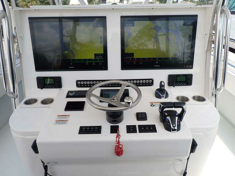 Helm Station  Helm Station