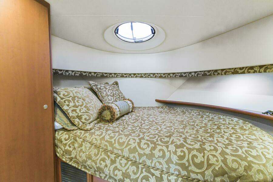 Water Cave 38ft Silverton Yacht For Sale
