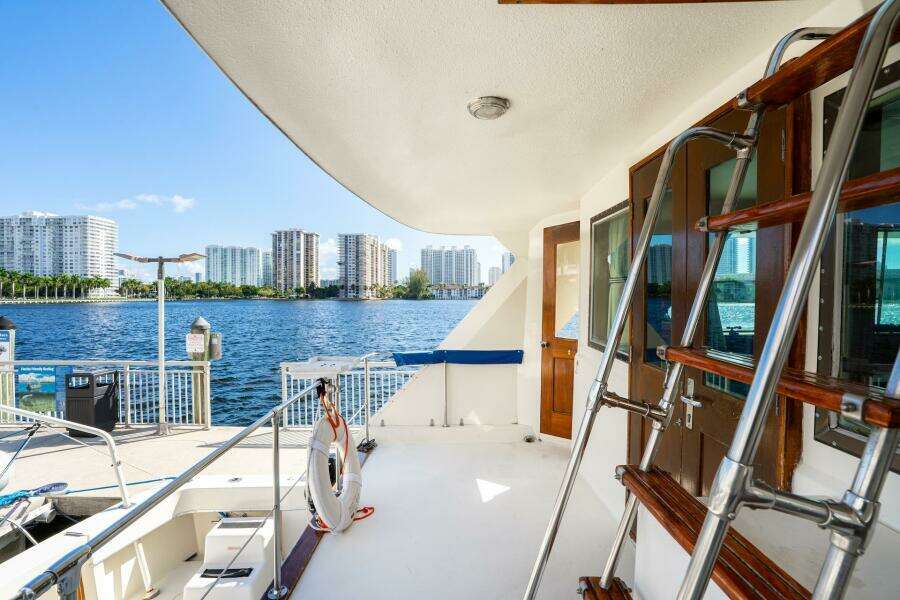 dharma 53ft Hatteras Yacht For Sale