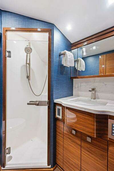 2026 Viking 82 Convertible- TEAM HARVEY I- Crew Sateroom Head