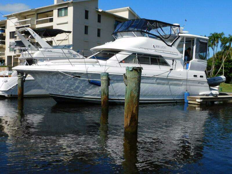 37ft Cruisers Yachts Yacht For Sale