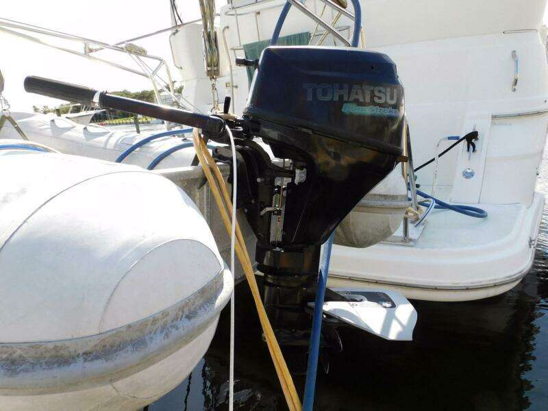 37ft Cruisers Yachts Yacht For Sale