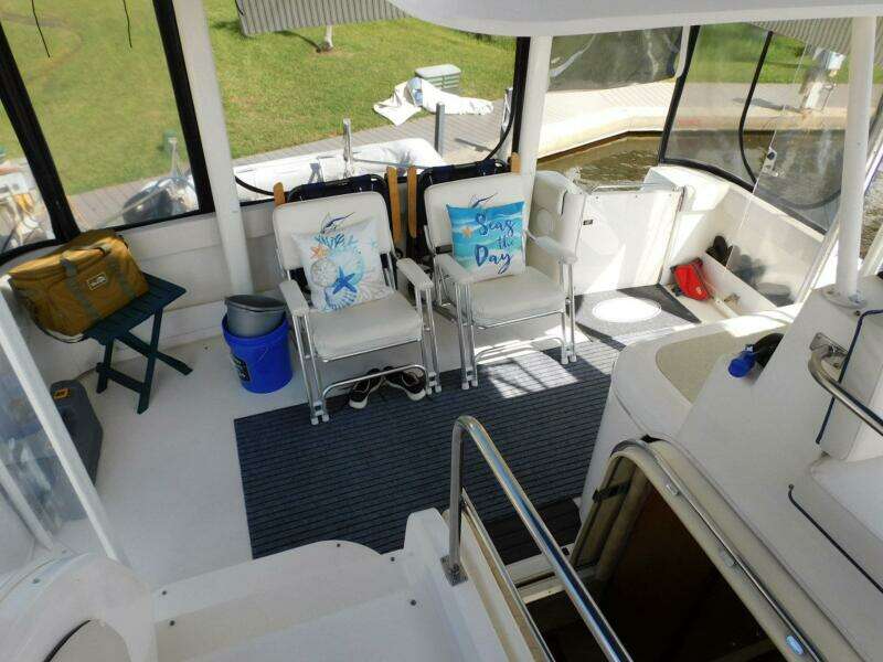 37ft Cruisers Yachts Yacht For Sale