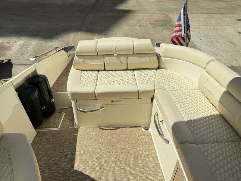 28ft Chris Craft Yacht For Sale