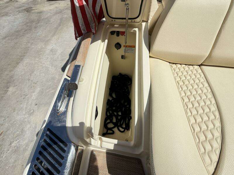 28ft Chris Craft Yacht For Sale