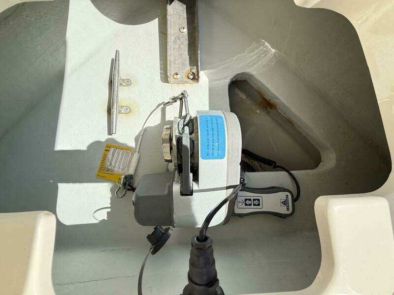 28ft Chris Craft Yacht For Sale