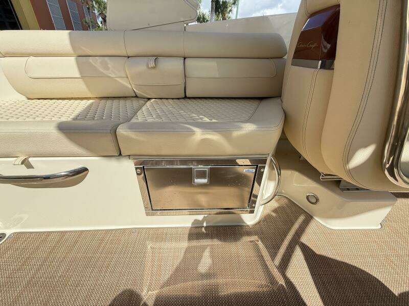 28ft Chris Craft Yacht For Sale