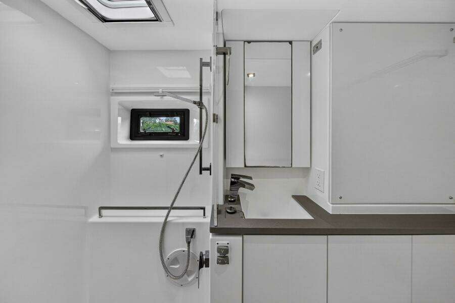 45ft Leopard Yacht For Sale