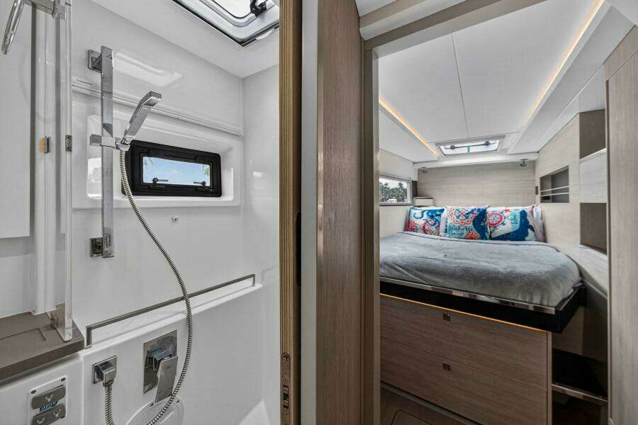 45ft Leopard Yacht For Sale