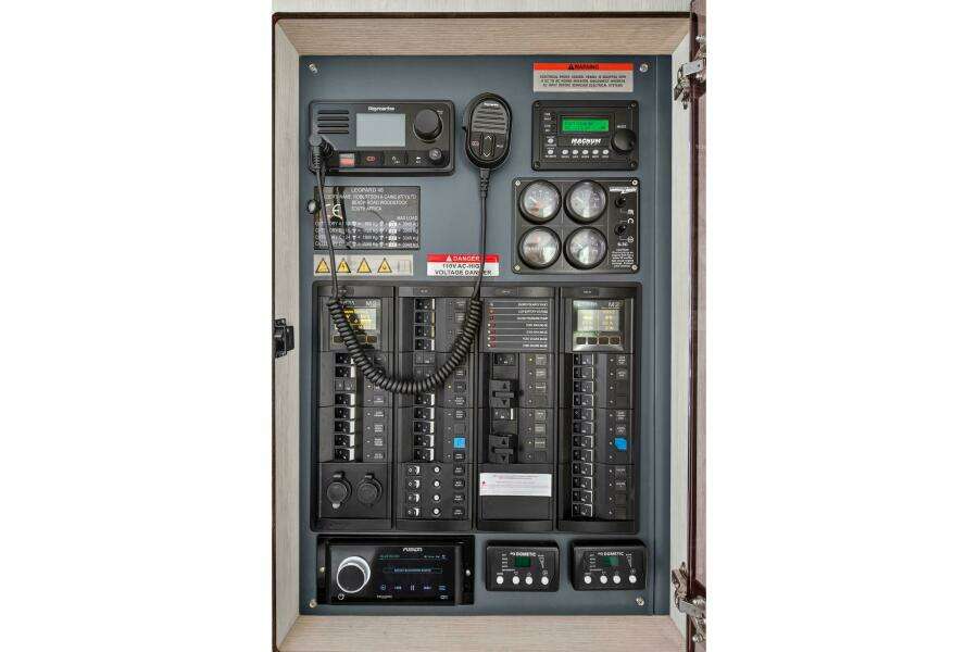 45ft Leopard Yacht For Sale