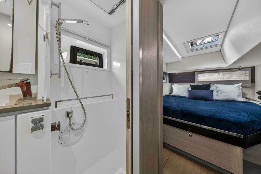 45ft Leopard Yacht For Sale