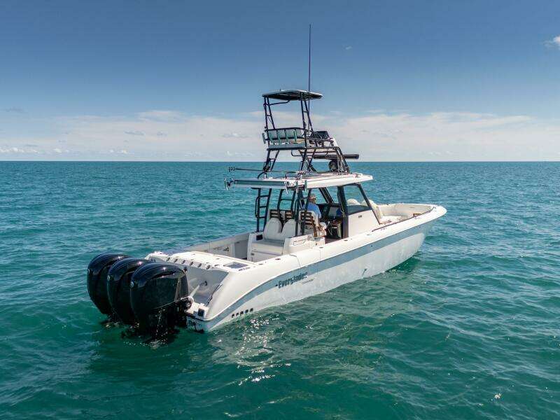 PAPA ROACH III 37ft Everglades Yacht For Sale