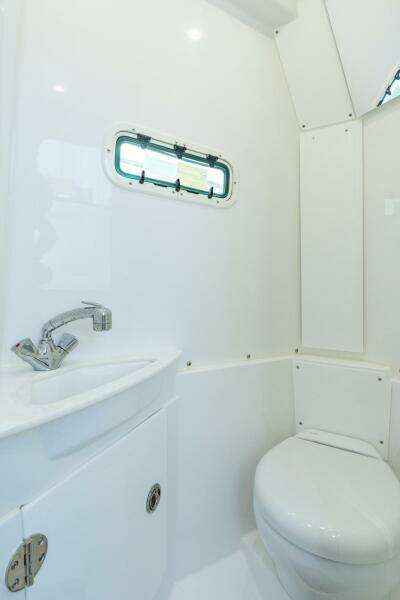 PAPA ROACH III 37ft Everglades Yacht For Sale