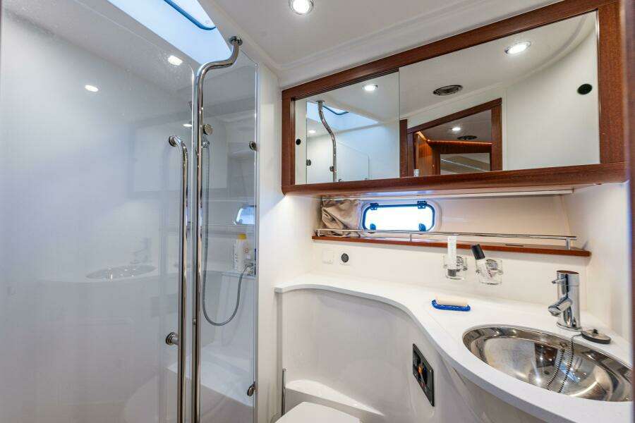 Endeavour 40ft Nimbus Yacht For Sale